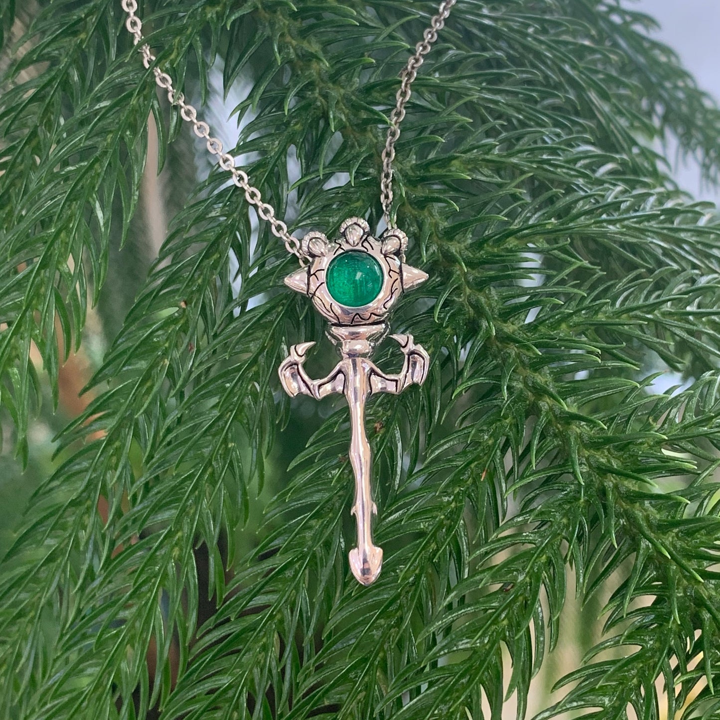 Jhudora's Wand Pendant, Neopets