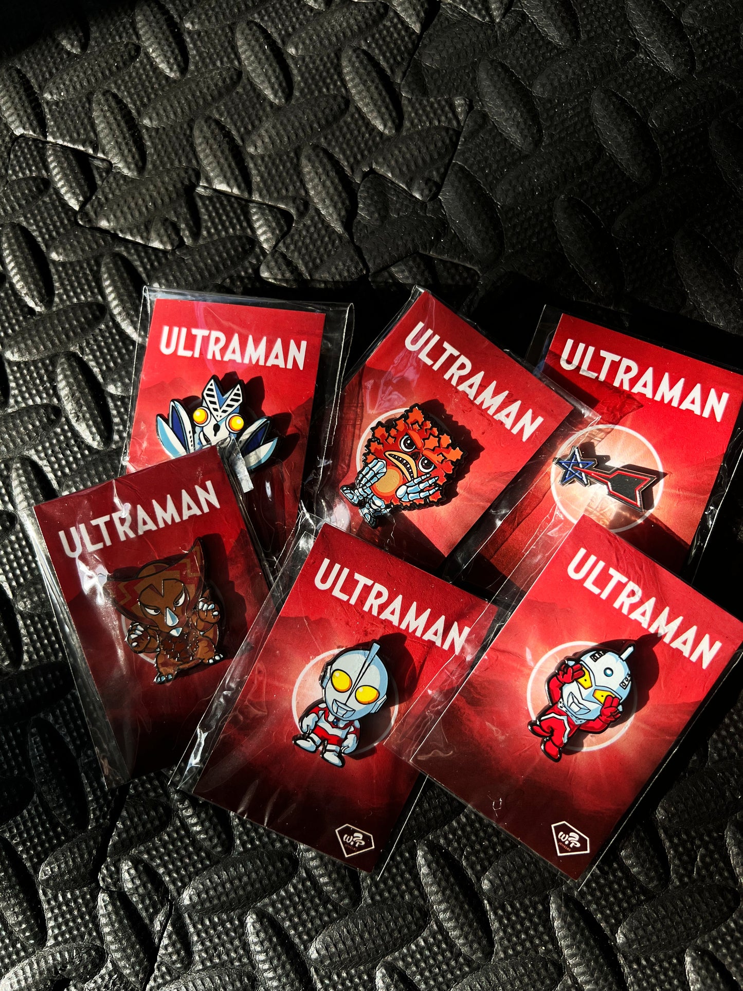 Seven Emerium Pin, Ultraman