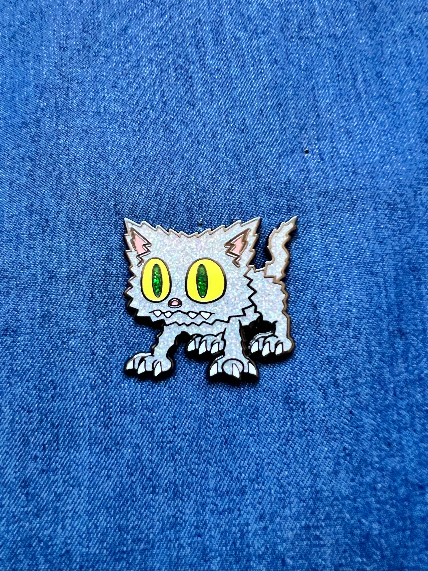 Mutant Meowclops Pin, Neopets **BACK-ORDER**