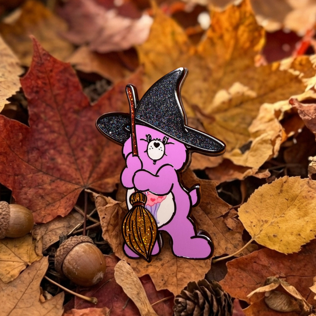 NYCC26 Witchy Share Bear Pin, Care Bears